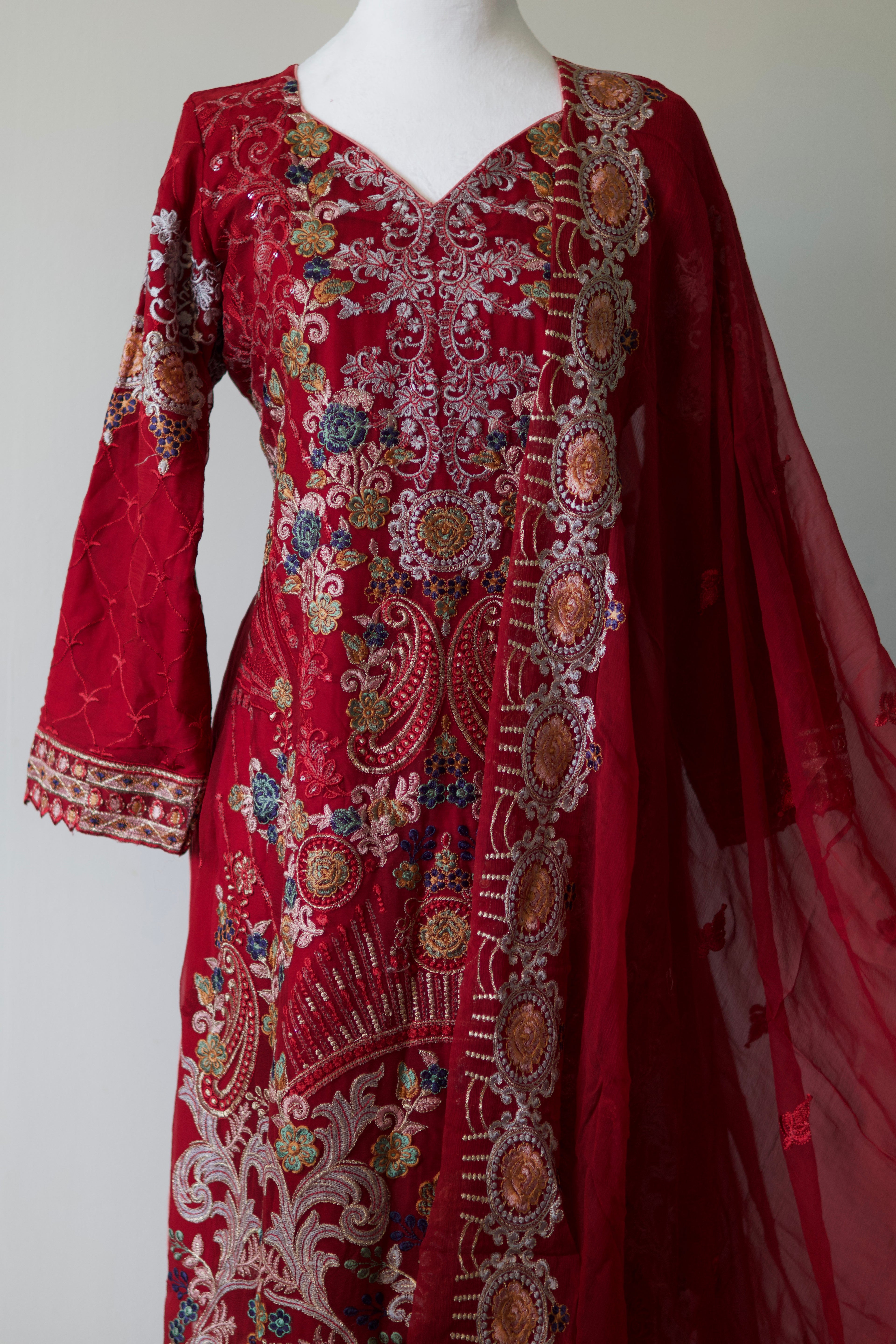 Noors Sajni | Embroidered Chiffon Salwar Kameez