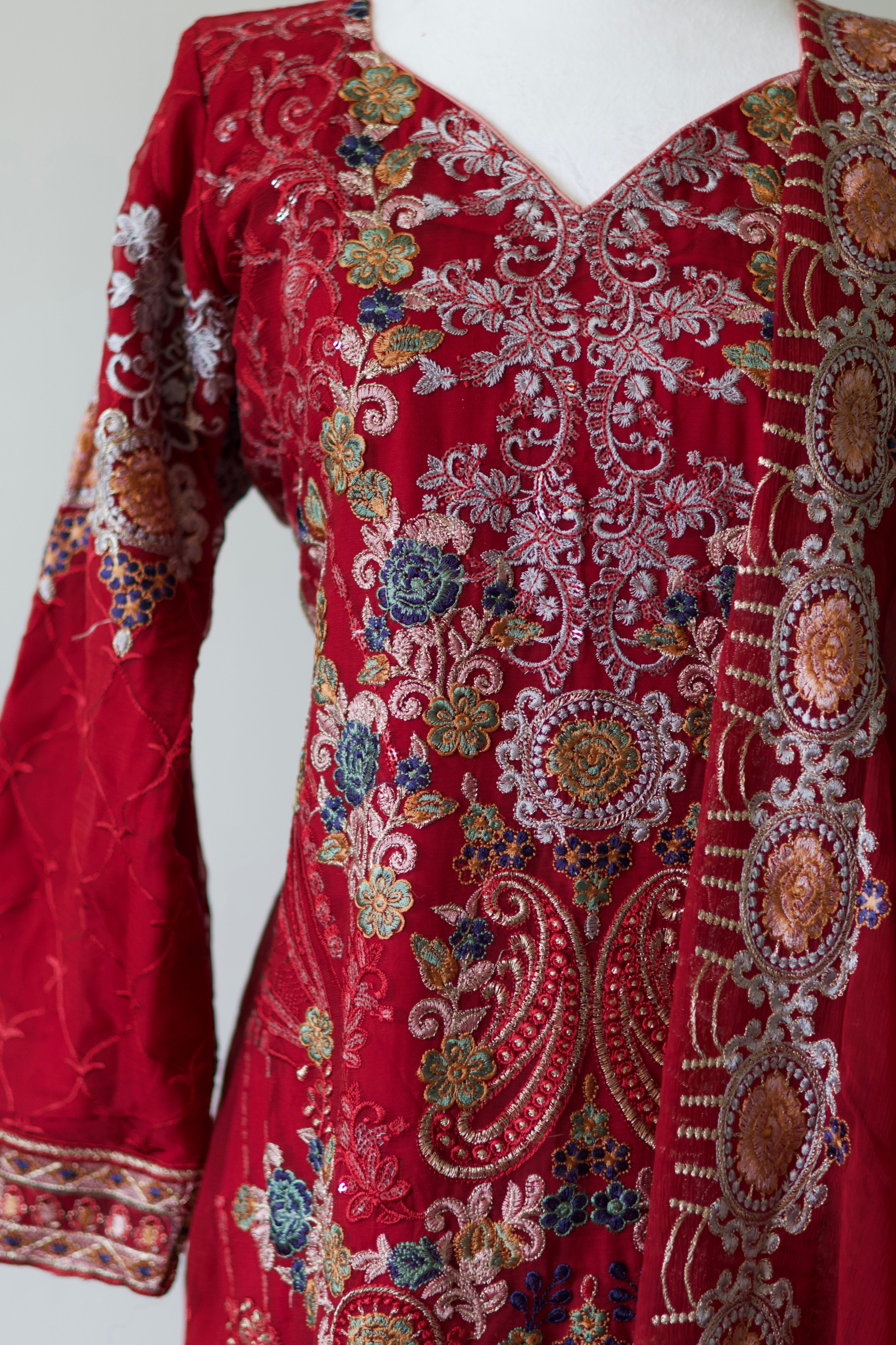 Noors Sajni | Embroidered Chiffon Salwar Kameez