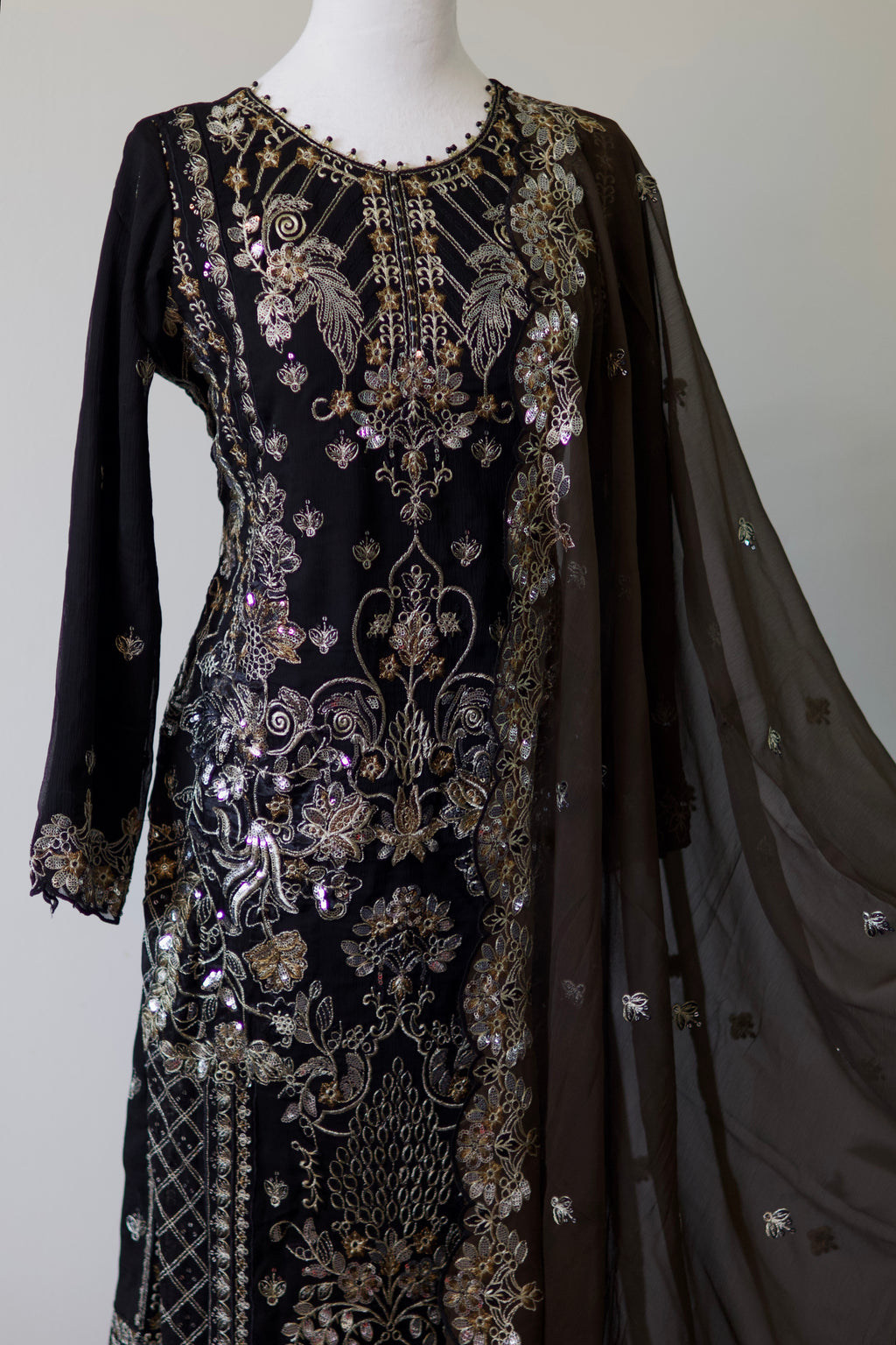 Noors Sajni | Embroidered Chiffon Salwar Kameez |
