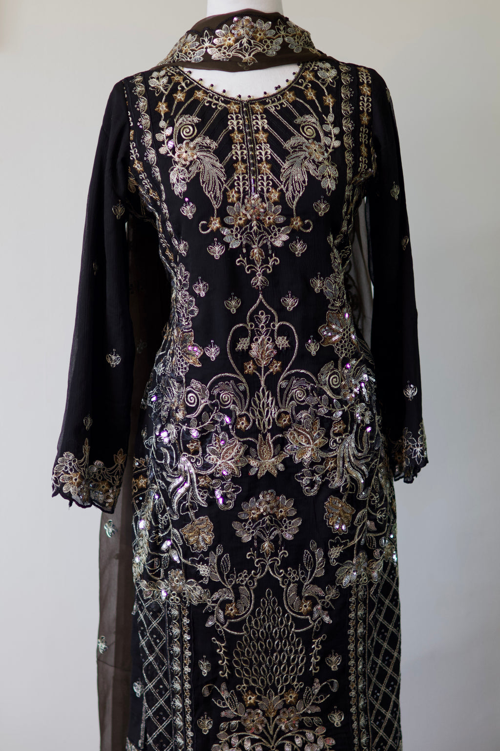 Noors Sajni | Embroidered Chiffon Salwar Kameez |