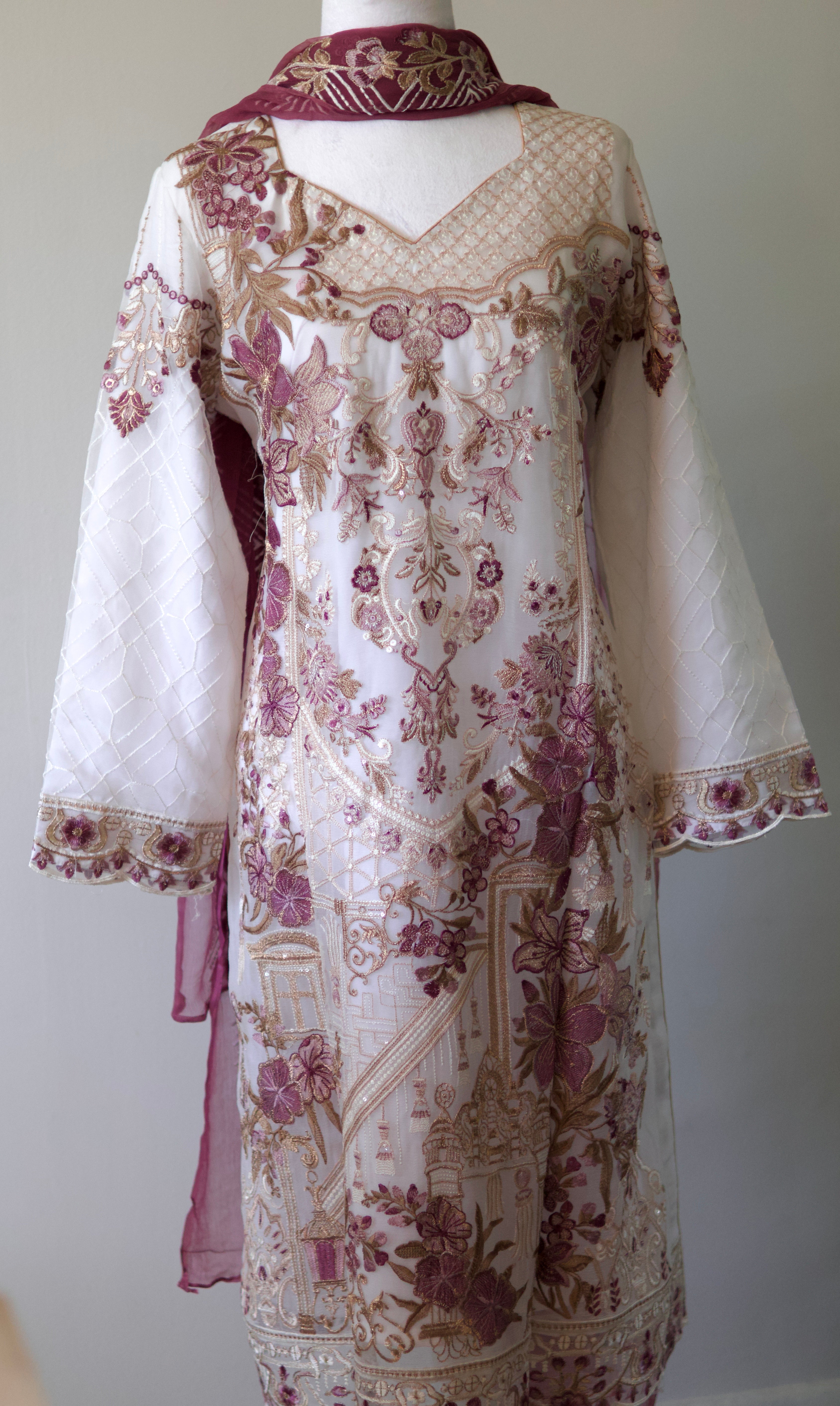 Noors Sajni | Embrpidered Chiffon Salwar Kameez |